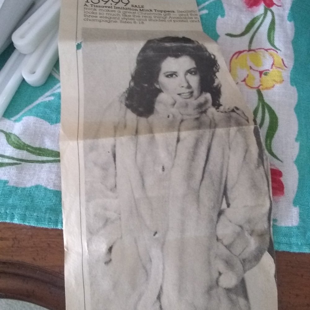 Coat - Picture 4 of 4